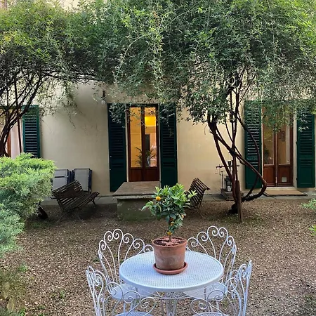 4 Suites, Frescoes And Garden *
