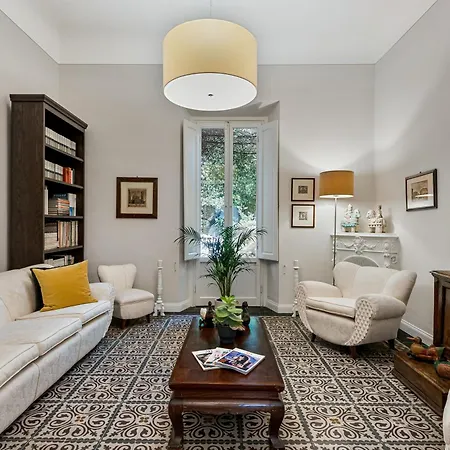 4 Suites, Frescoes And Garden * Floransa