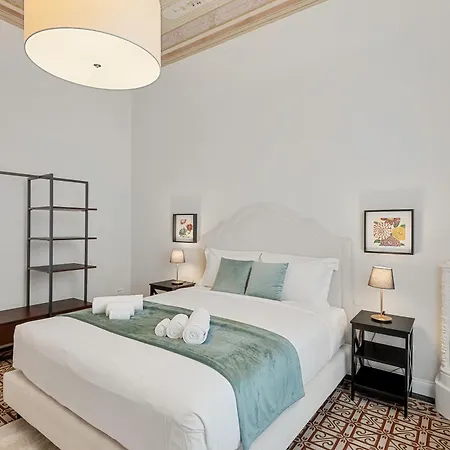 Golden Luxe - 4 Suites, Frescoes And Garden * 피렌체
