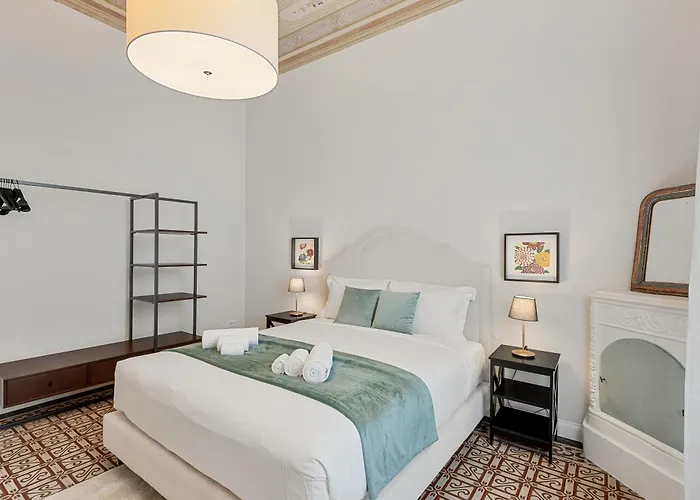 Golden Luxe - 4 Suites, Frescoes And Garden * Florencie