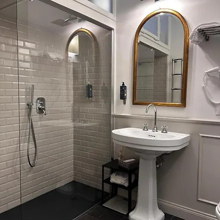 Apartman 4 Suites, Frescoes And Garden Firenze