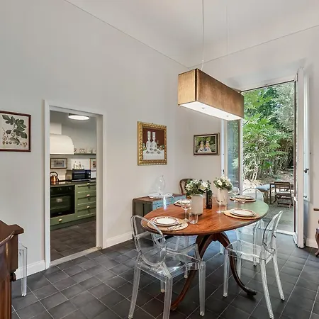 Apartman 4 Suites, Frescoes And Garden